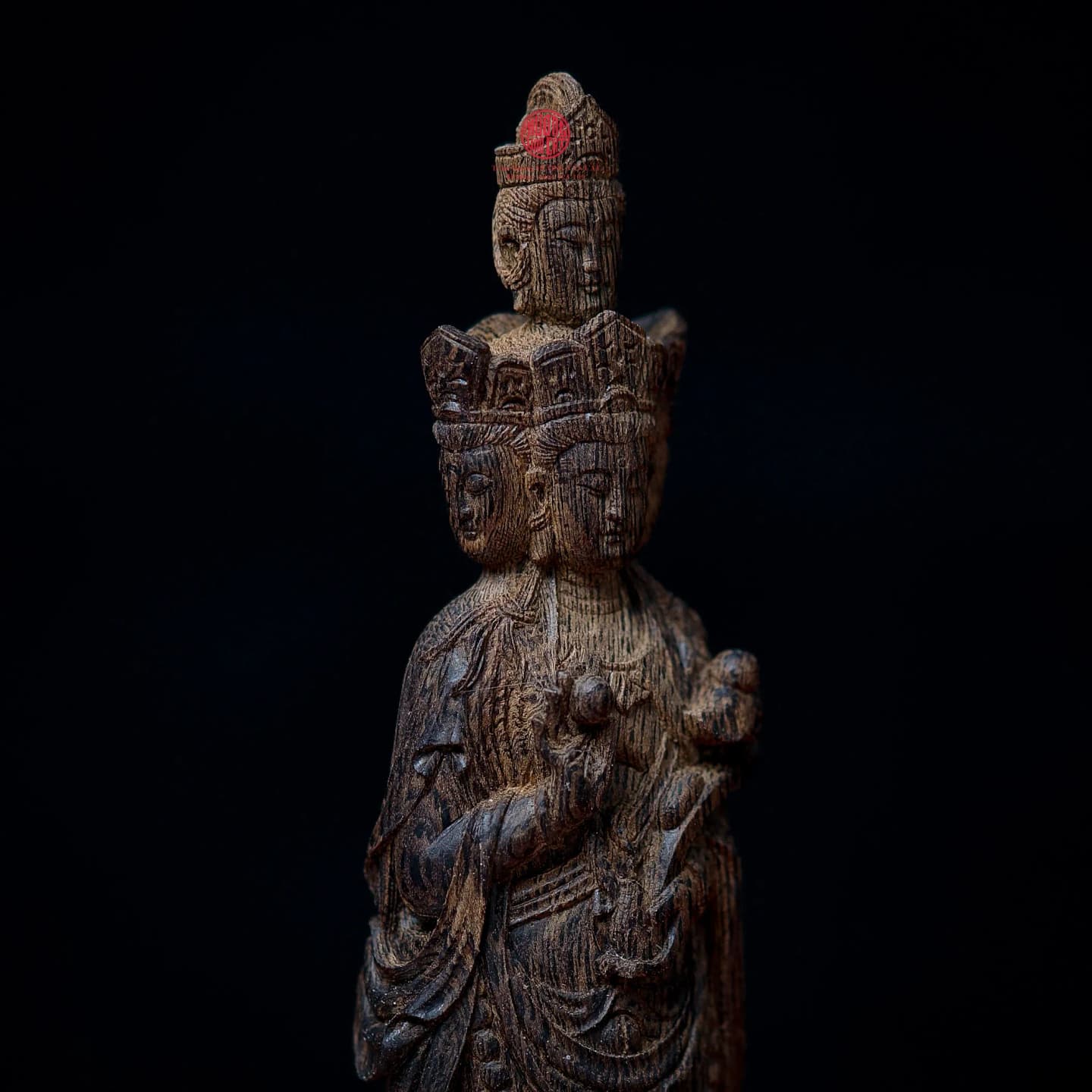 Tượng Trầm Hương Đặc Khối