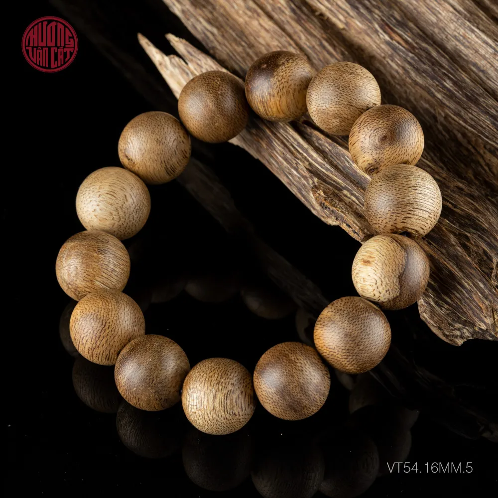 Vòng tay Trầm Hương tròn tốc 16 li. 