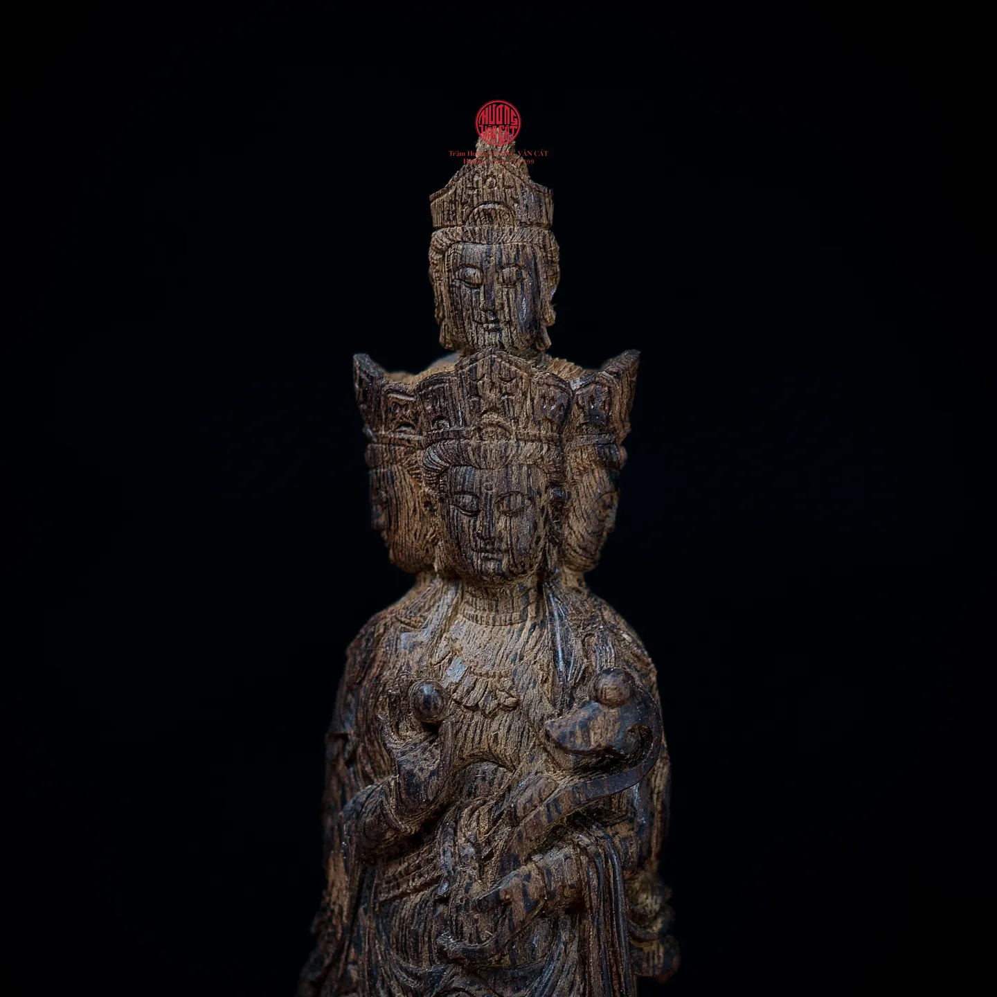 Tác Phẩm Tượng Trầm Hương Tác Phẩm Tượng Trầm Hương