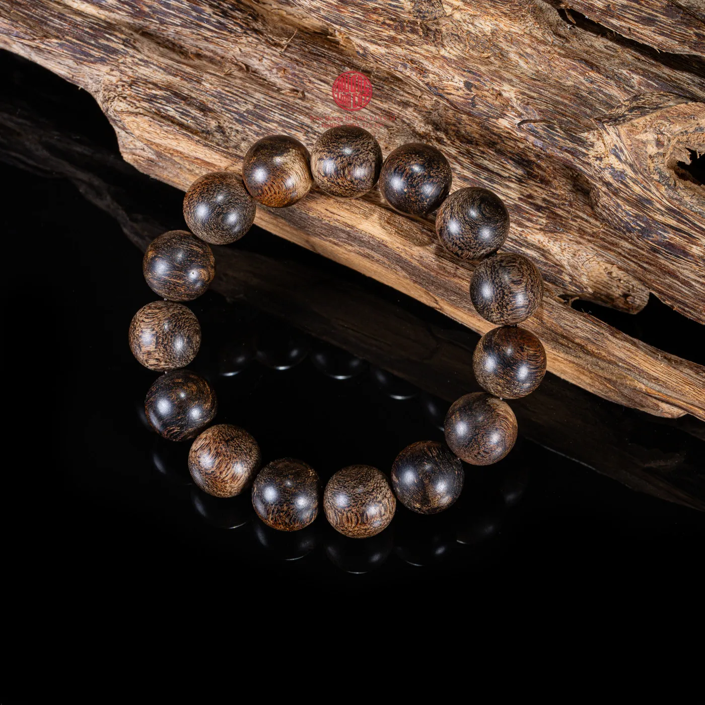 Vòng Trầm Hương Quý Hiếm